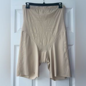 Maidenform Shapeware Size L